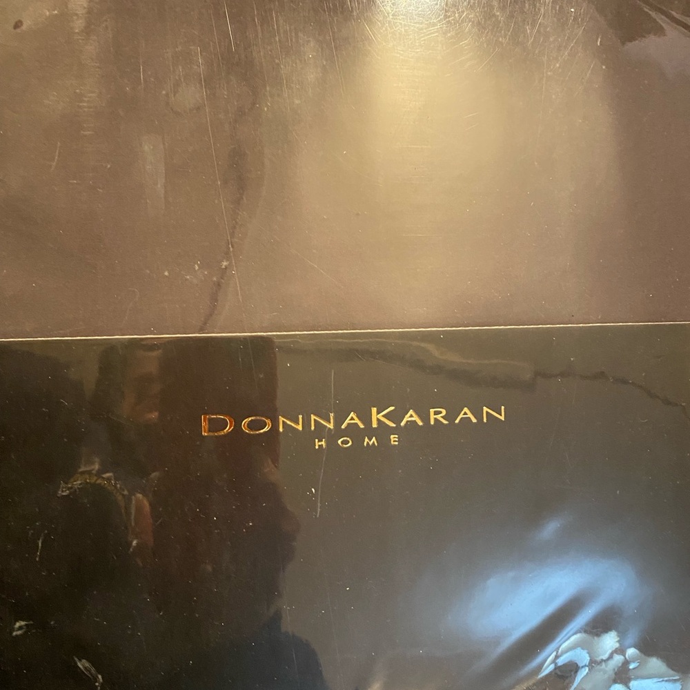 Donna Karan fitted sheet